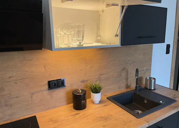 Urocze Loft Przy Molo Apartamento